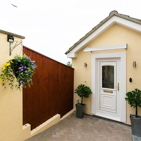 Sea Breeze Poole Exterior photo