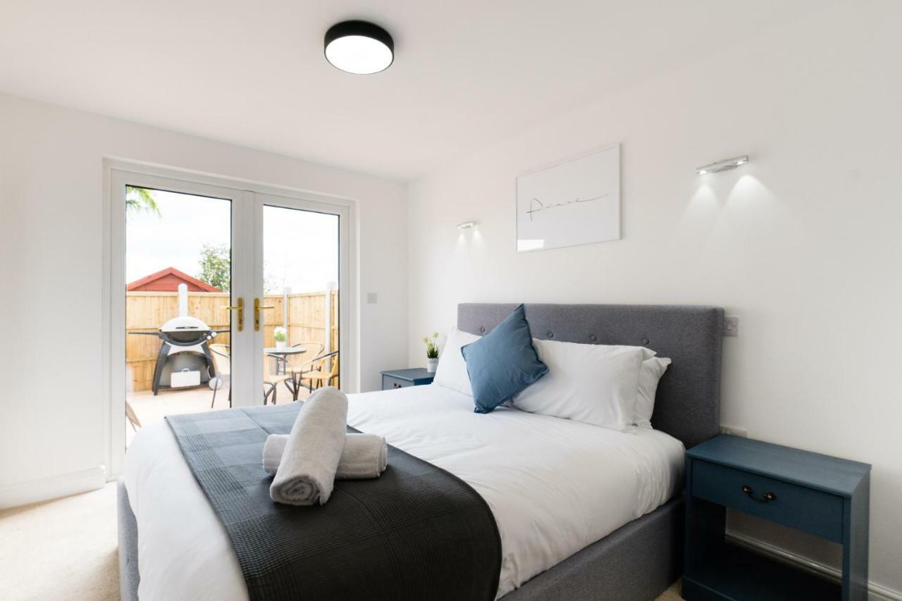 Sea Breeze Poole Exterior photo